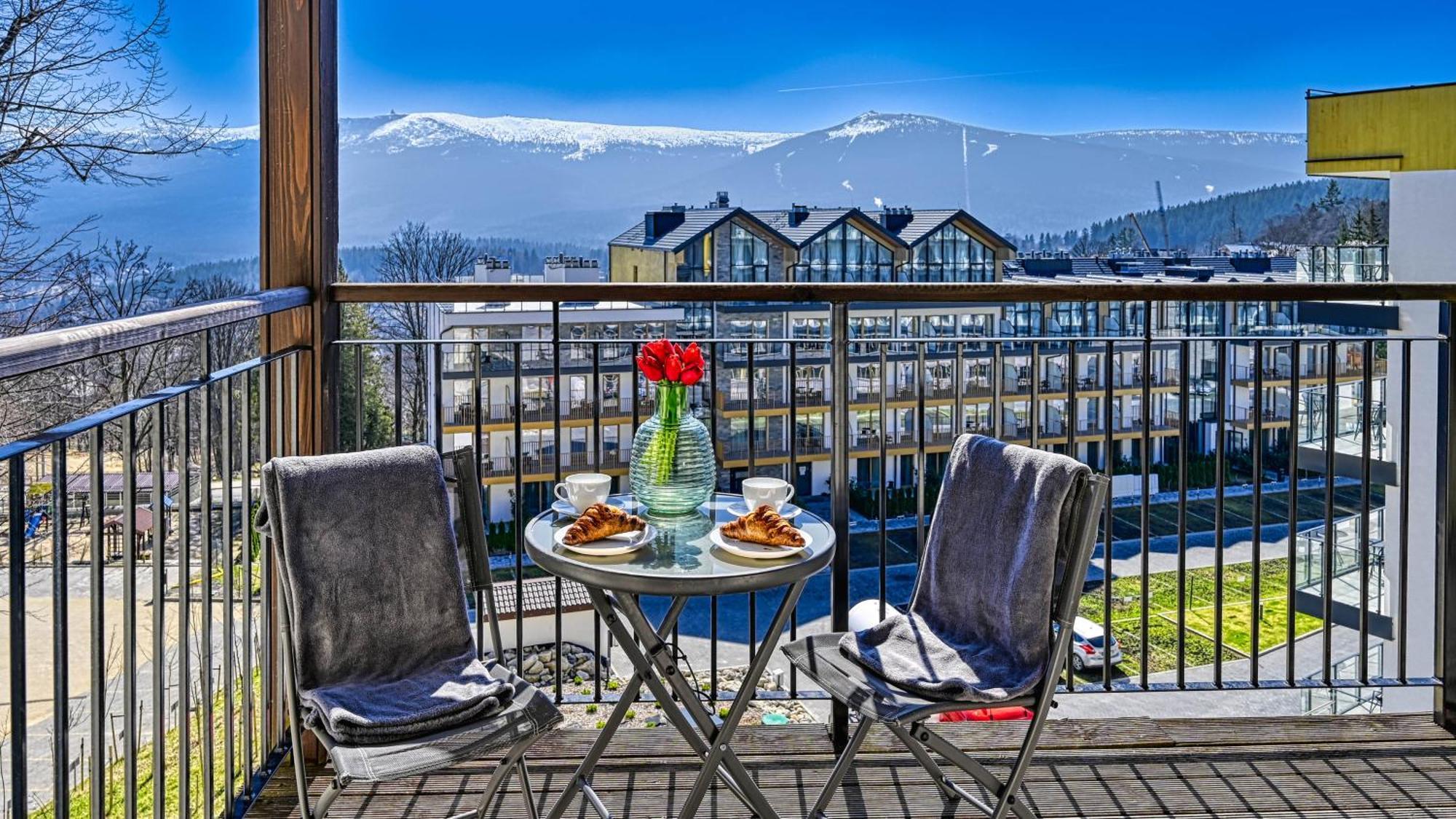 Apartamenty Sun & Snow Resort Izery Szklarska Poręba Kültér fotó